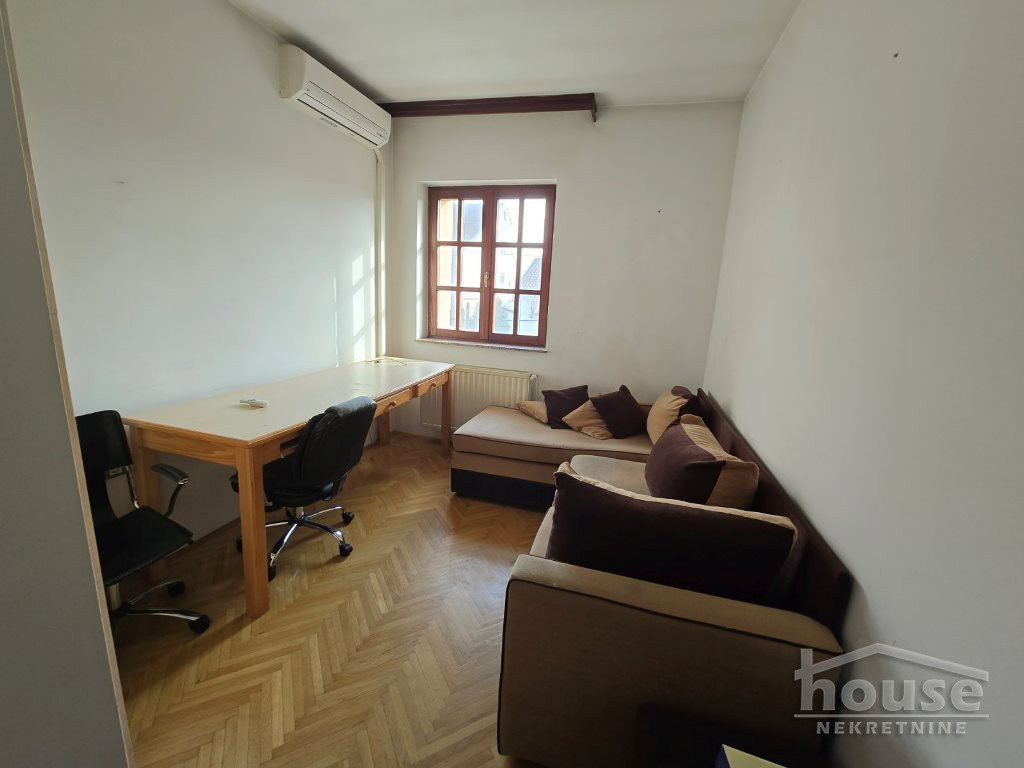 Kuća za izdavanje, Bulevar Evrope, Novi Sad, 351m², 2.700 €/mes
