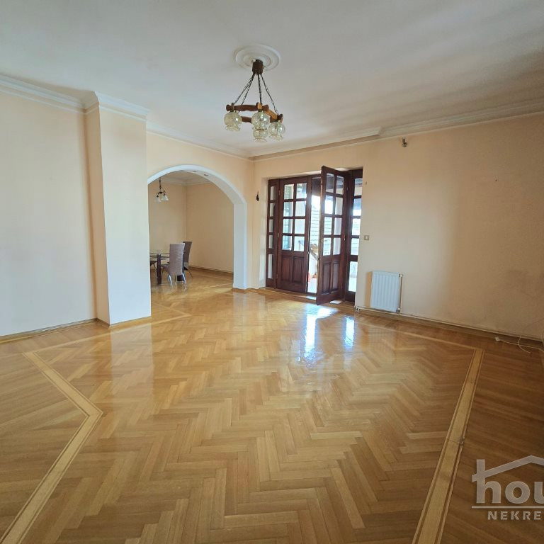 Kuća za izdavanje, Bulevar Evrope, Novi Sad, 351m², 2.700 €/mes