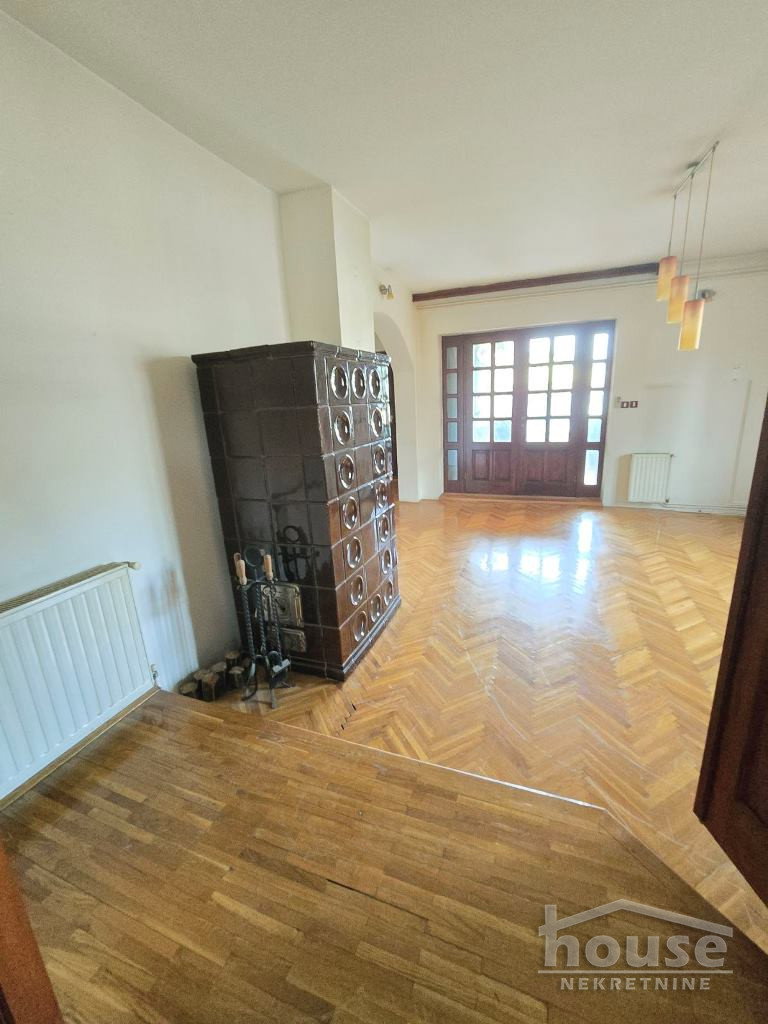 Kuća za izdavanje, Bulevar Evrope, Novi Sad, 351m², 2.700 €/mes