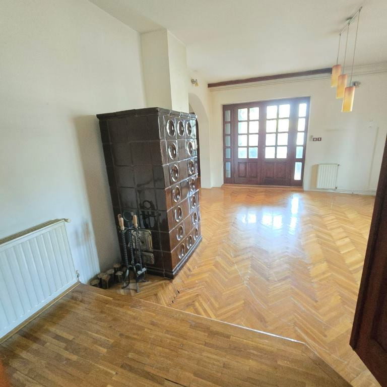 Kuća za izdavanje, Bulevar Evrope, Novi Sad, 351m², 2.700 €/mes