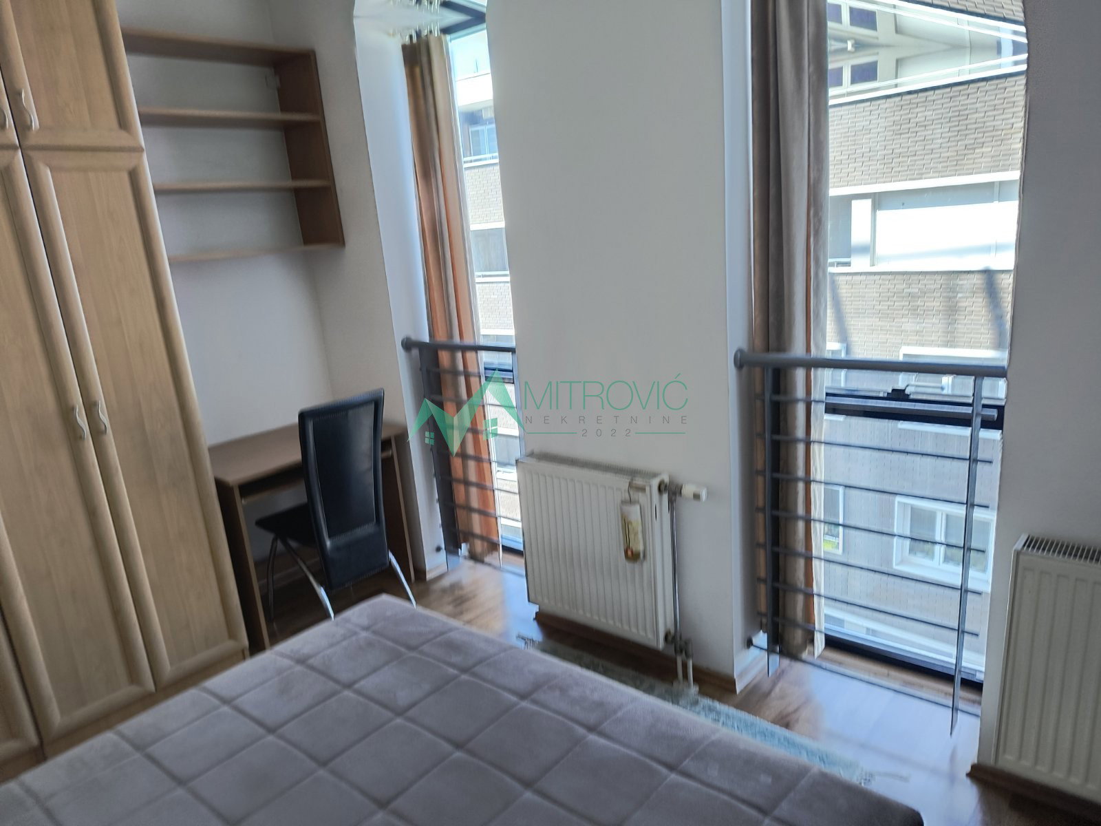 Dvosoban stan na prodaju, Bulevar Oslobođenja, Novi Sad, 46m², 450 €