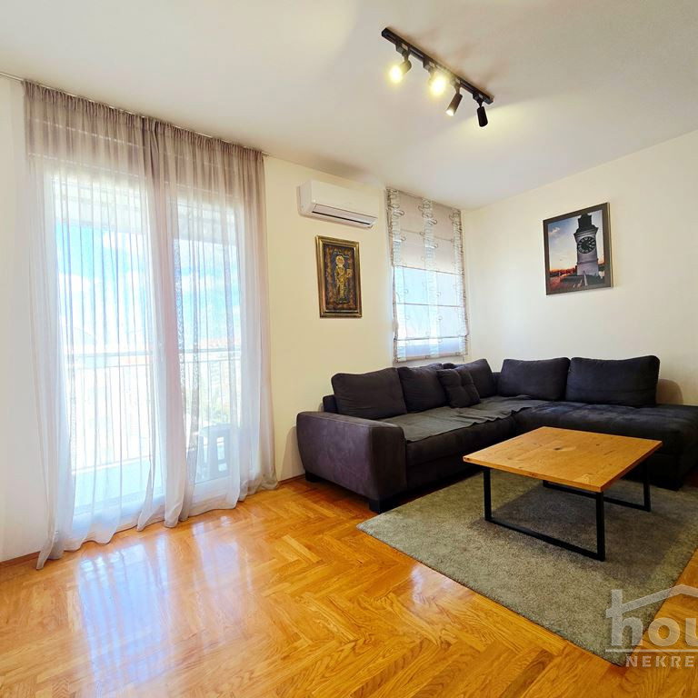 Dvoiposoban stan za izdavanje, Bulevar Patrijarha Pavla, Novi Sad, 67m², 650 €/mes