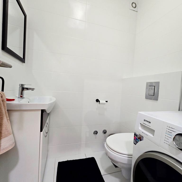 Dvoiposoban stan za izdavanje, Bulevar Patrijarha Pavla, Novi Sad, 67m², 650 €/mes