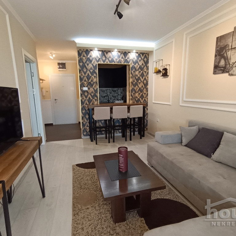 Stan Izdavanje Novi Sad  50 m2