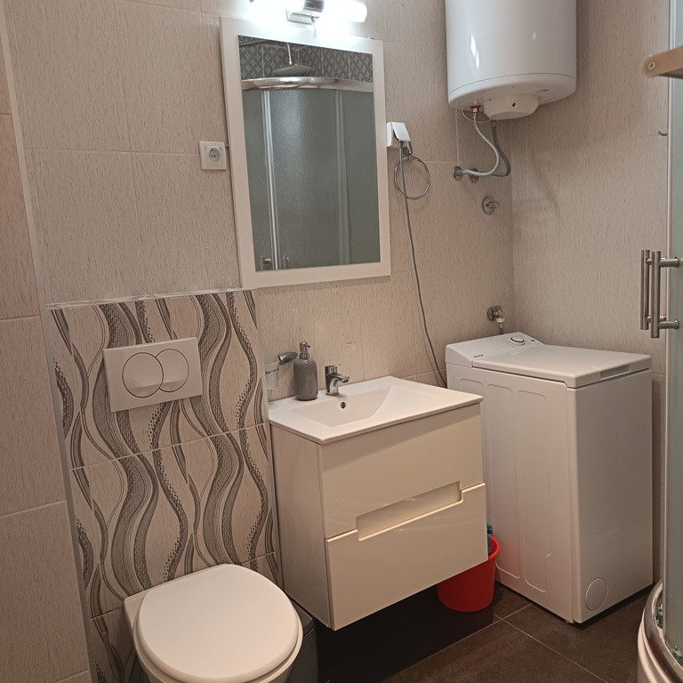 Stan Izdavanje Novi Sad  50 m2