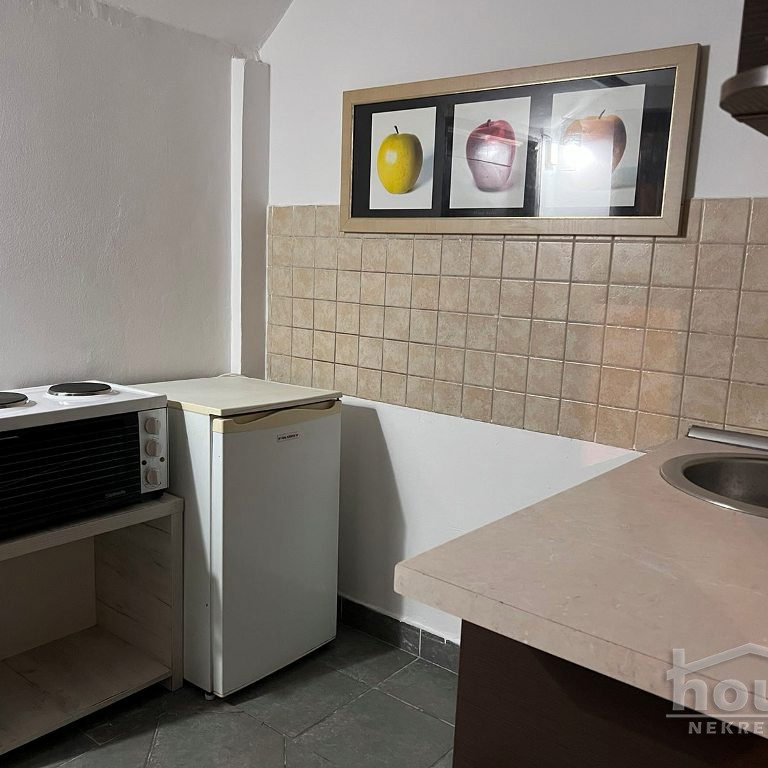 Stan Izdavanje Novi Sad  40 m2
