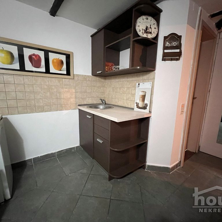 Stan Izdavanje Novi Sad  40 m2
