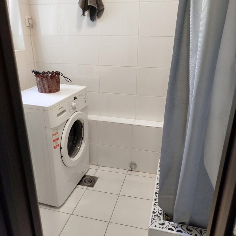 Stan Izdavanje Novi Sad  37 m2