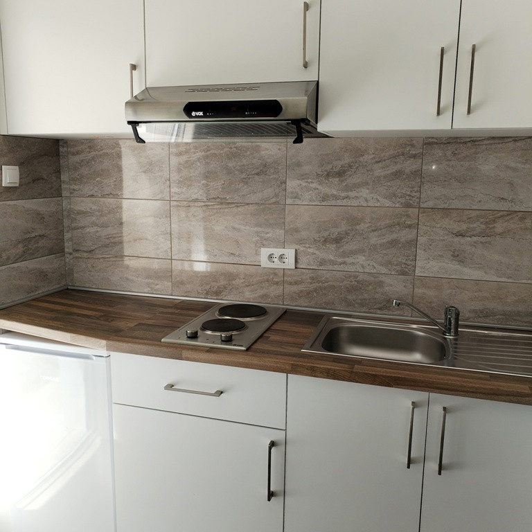 Stan Izdavanje Novi Sad  22 m2