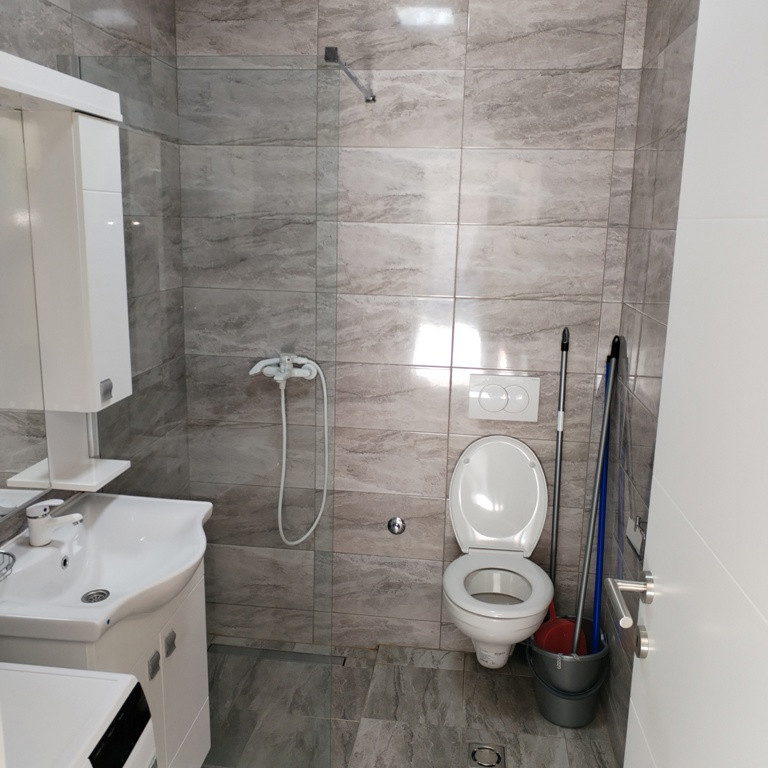 Stan Izdavanje Novi Sad  22 m2