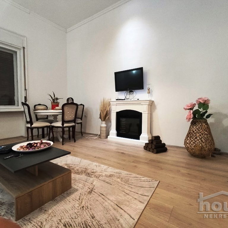 Stan Izdavanje Novi Sad  56 m2