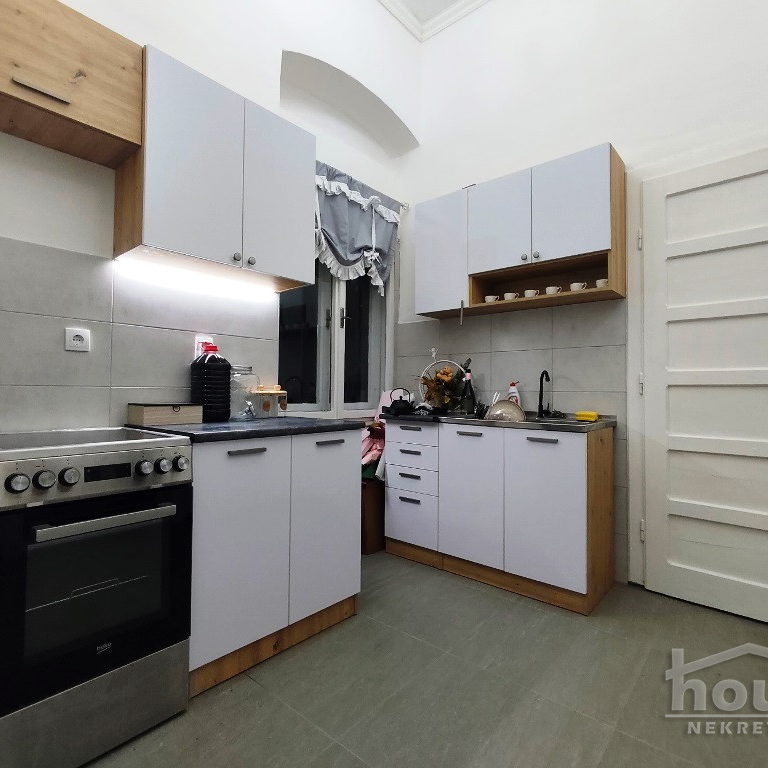 Trosoban stan za izdavanje, Centar, Novi Sad, 56m², 500 €/mes