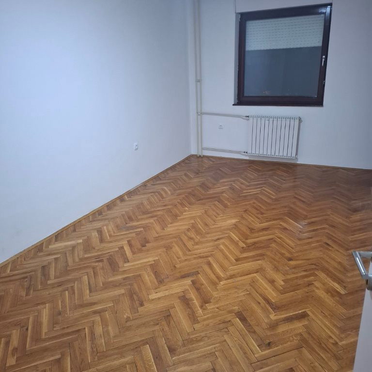 Stan Izdavanje Novi Sad  96 m2