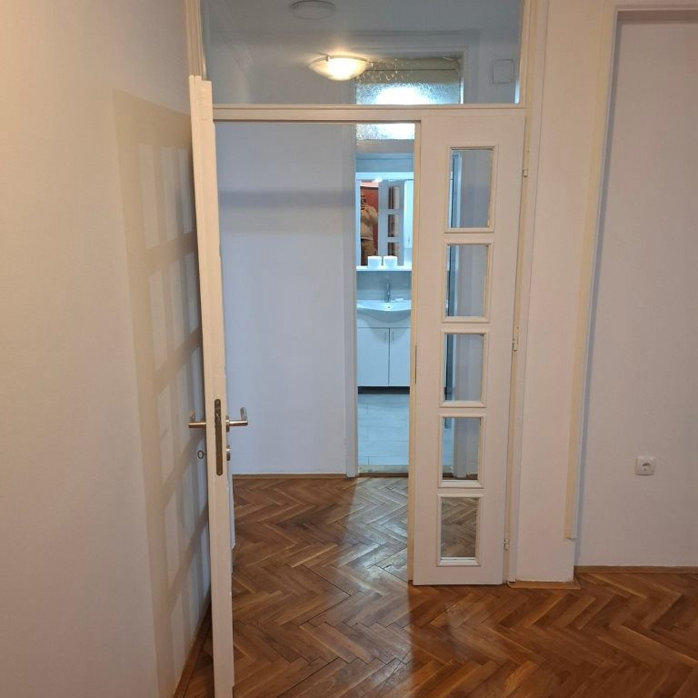 Stan Izdavanje Novi Sad  96 m2