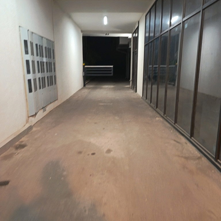 Garaža Izdavanje Novi Sad  12 m2
