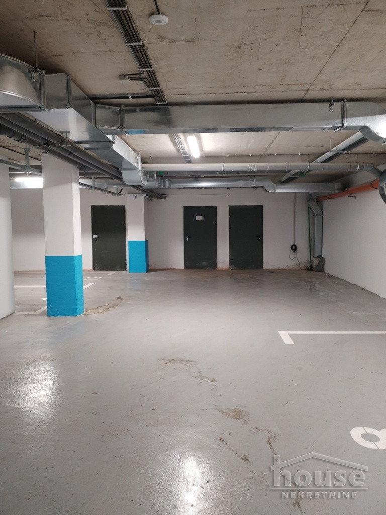 Garaža Izdavanje Novi Sad  12 m2