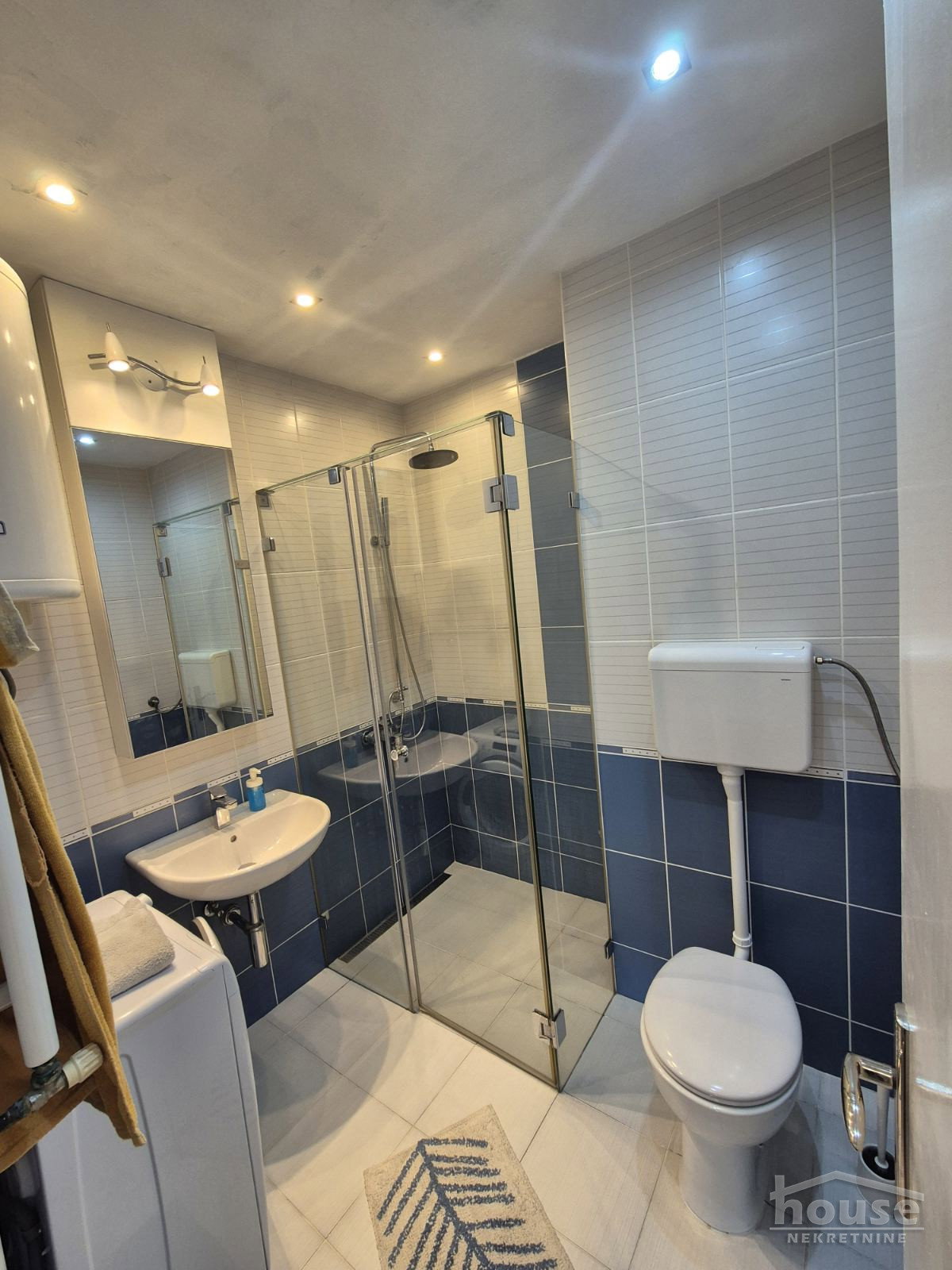 Trosoban stan za izdavanje, Centar, Novi Sad, 72m², 650 €/mes