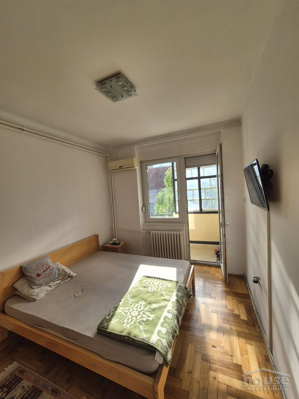 Stan Izdavanje Novi Sad  72 m2