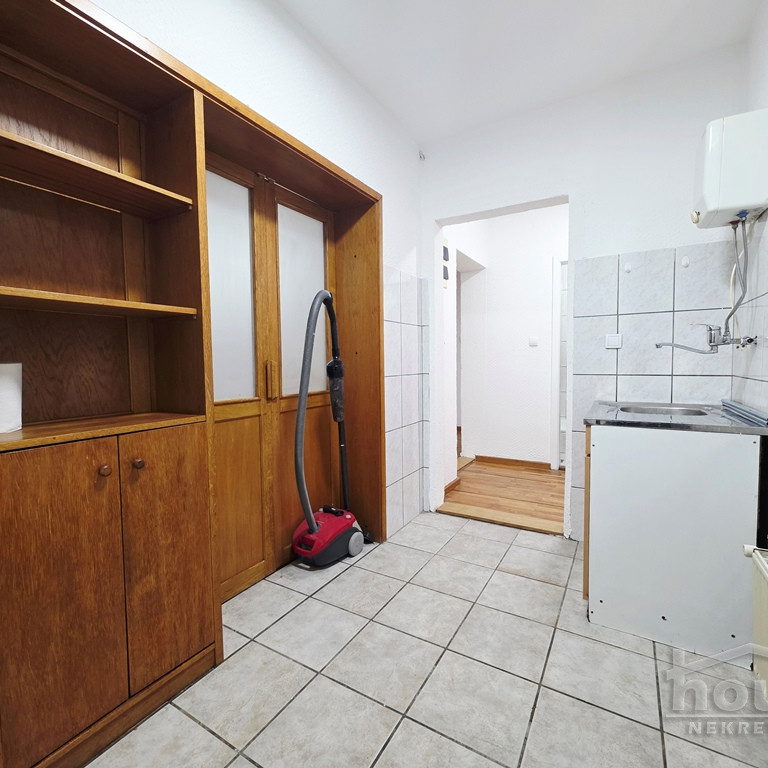 Kuća Izdavanje Novi Sad  120 m2