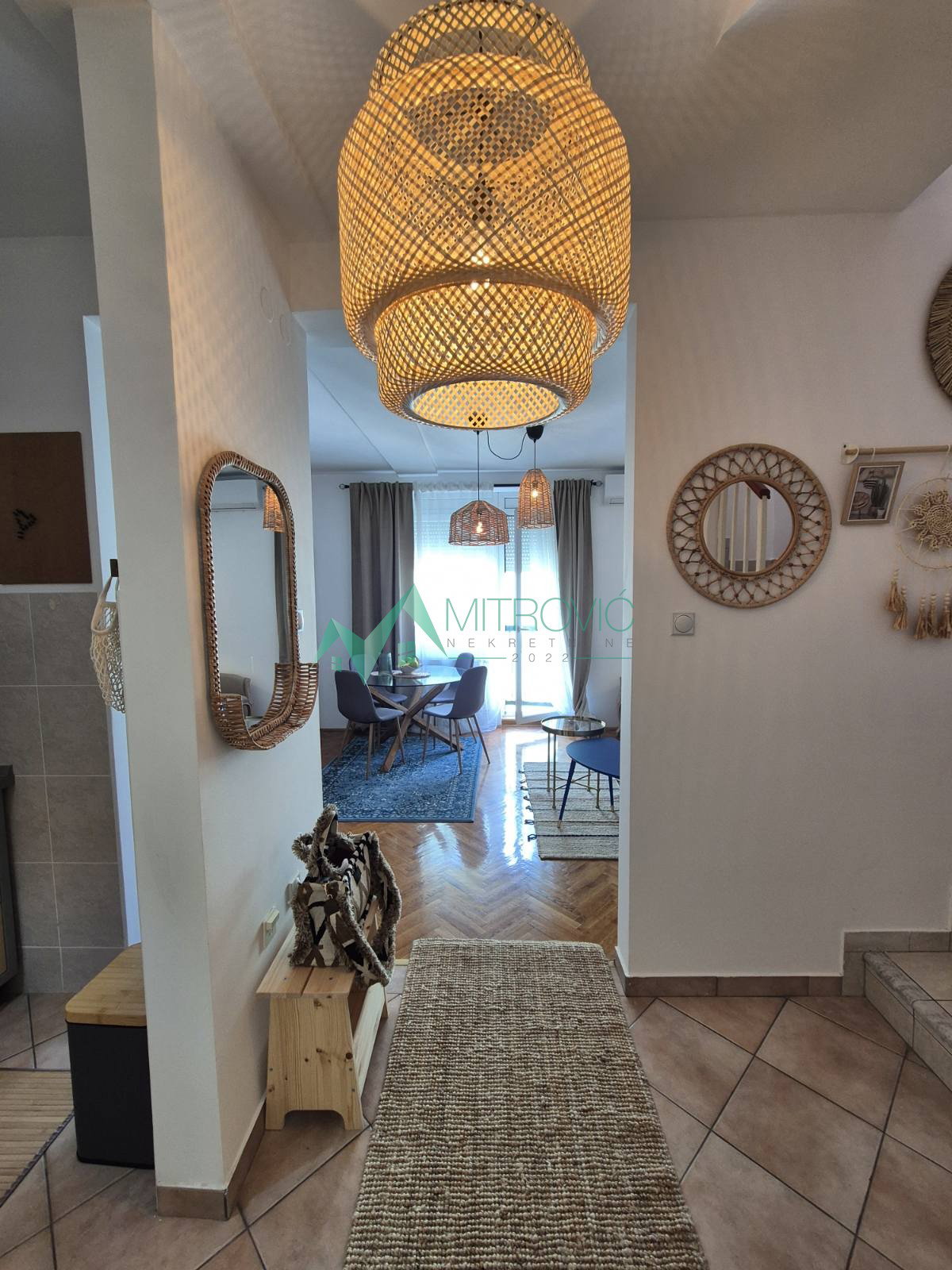 izdavanje-centar-ns-9100405-6d4ac Trosoban stan na prodaju, Centar, Novi Sad, 60m², 650 €