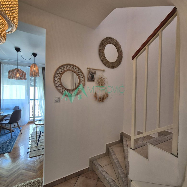 Trosoban stan na prodaju, Centar, Novi Sad, 60m², 650 €
