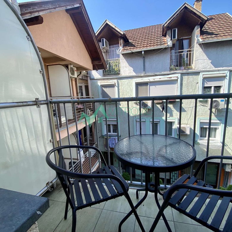 Garsonjera na prodaju, Centar, Novi Sad, 25m², 280 €