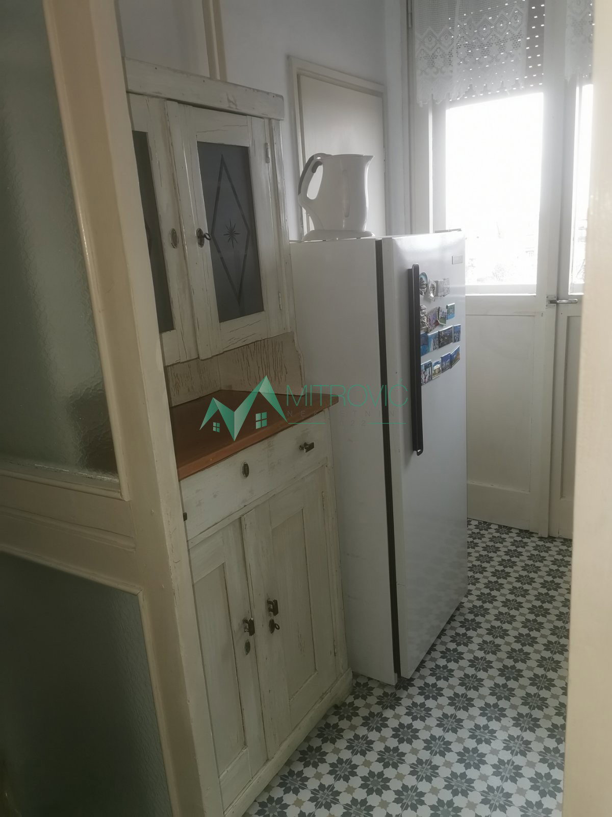 izdavanje-centar-ns-9101274-hcacl Troiposoban stan na prodaju, Centar, Novi Sad, 98m², 700 €