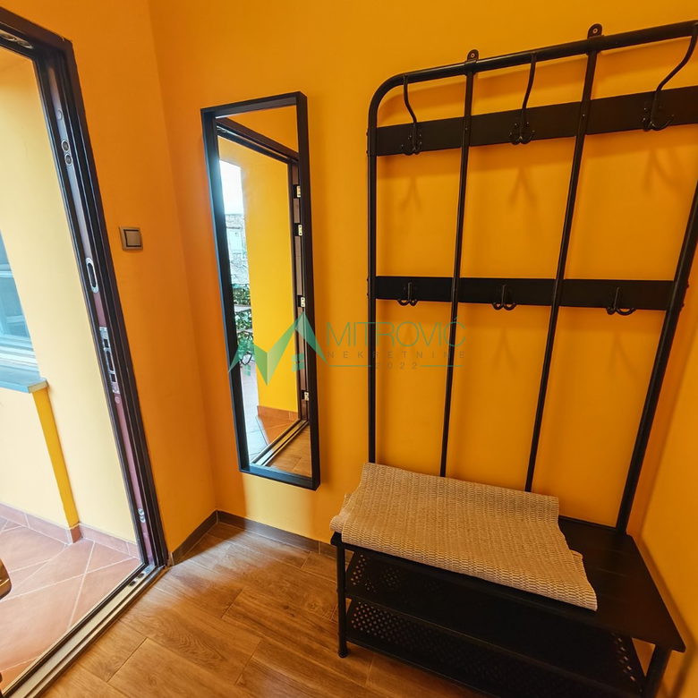 Jednosoban stan na prodaju, Centar, Novi Sad, 30m², 350 €