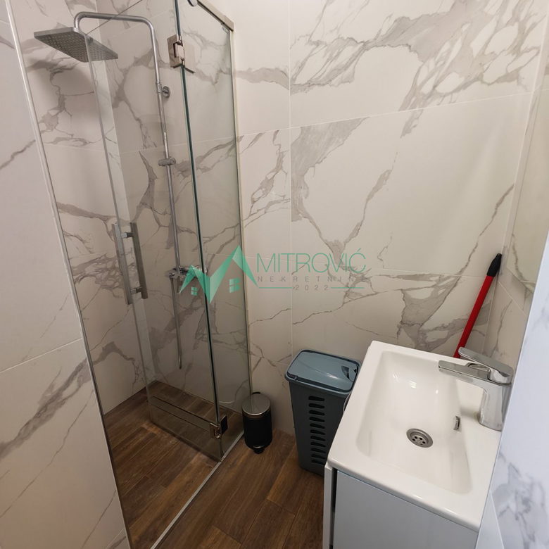 Jednosoban stan na prodaju, Centar, Novi Sad, 30m², 350 €