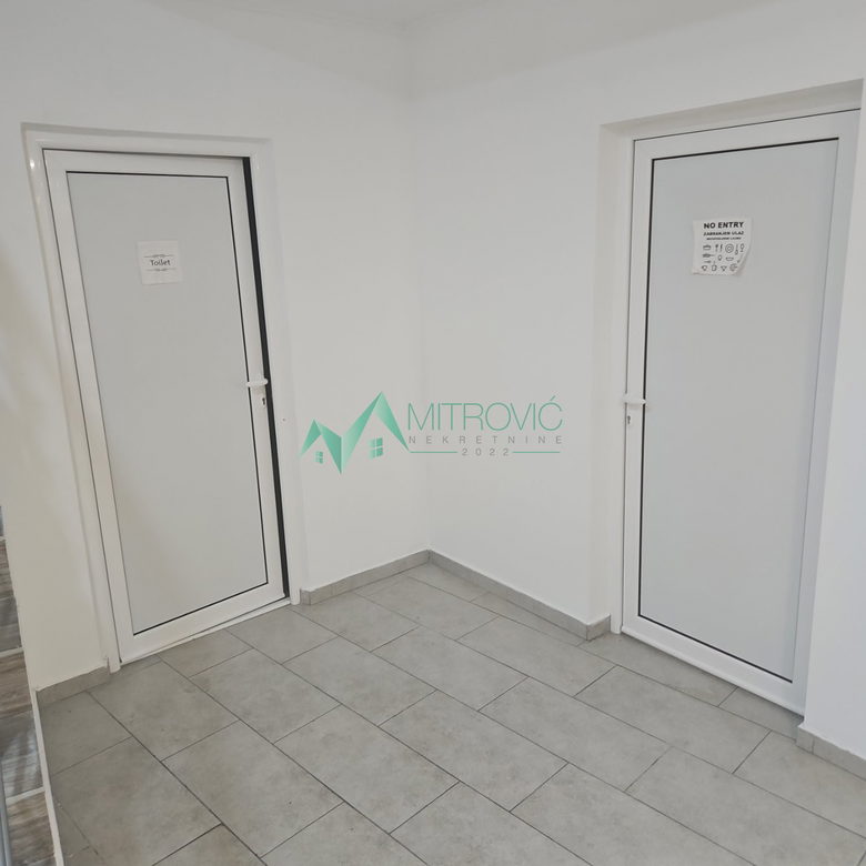 Lokal Prodaja Novi Sad  170 m2