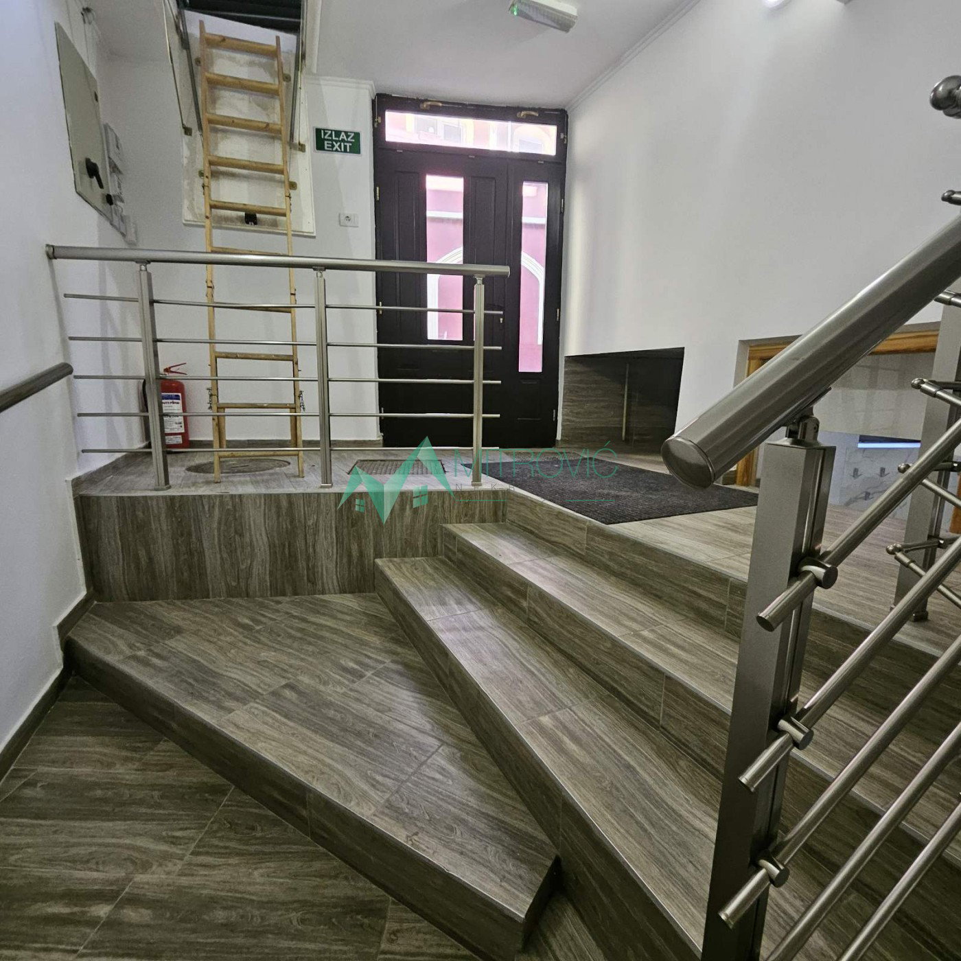 Lokal na prodaju, Centar, Novi Sad, 170m², 1.200 €