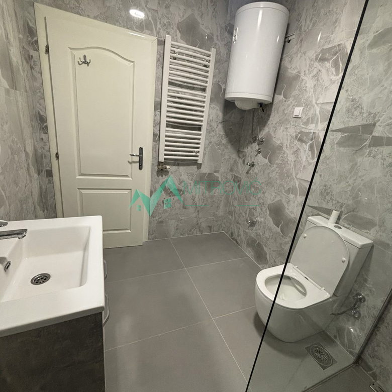 Dvosoban stan na prodaju, Centar, Novi Sad, 50m², 550 €