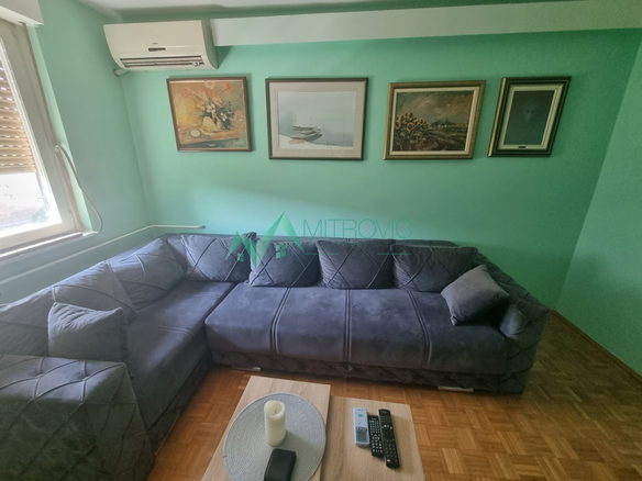 Stan Prodaja Novi Sad  50 m2