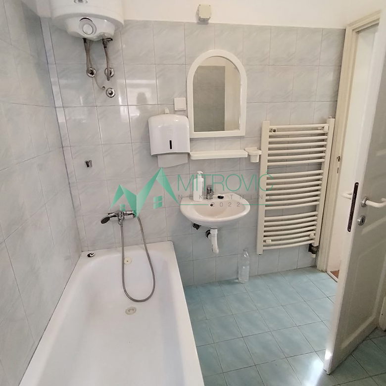 Lokal na prodaju, Grbavica, Novi Sad, 46m², 500 €