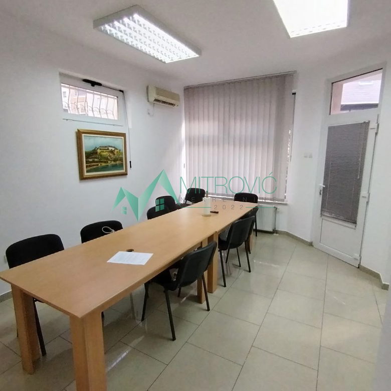 Lokal na prodaju, Grbavica, Novi Sad, 46m², 500 €
