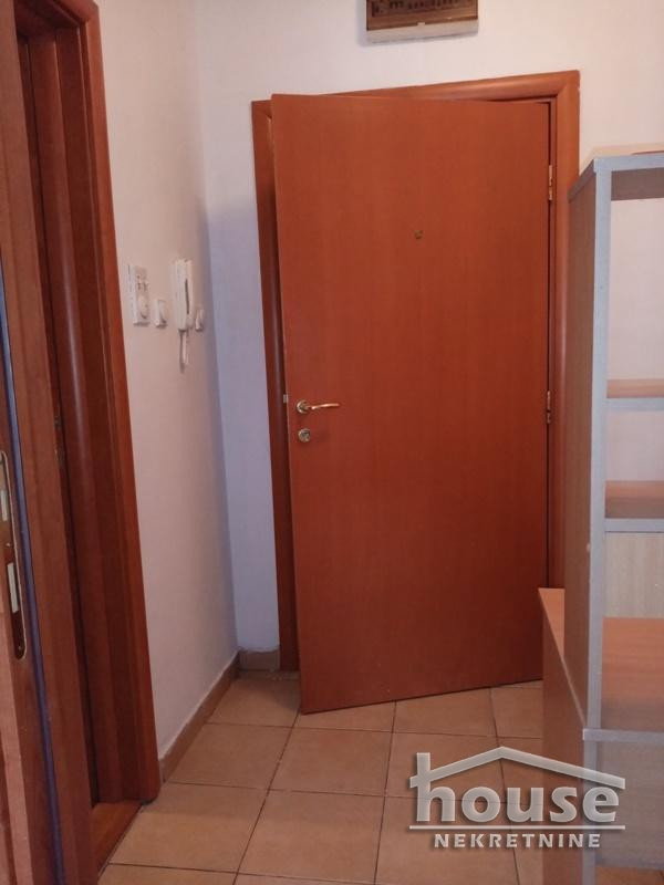 Stan Izdavanje Novi Sad  28 m2