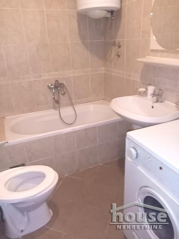 Jednosoban stan za izdavanje, Grbavica, Novi Sad, 28m², 300 €/mes