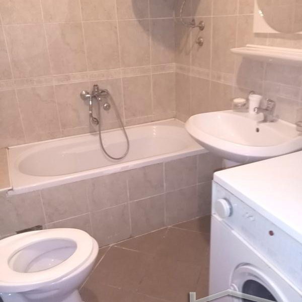 Jednosoban stan za izdavanje, Grbavica, Novi Sad, 28m², 300 €/mes