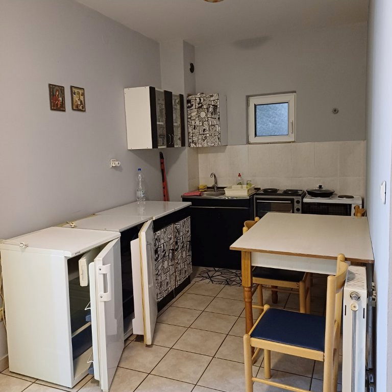 Stan Izdavanje Novi Sad  50 m2
