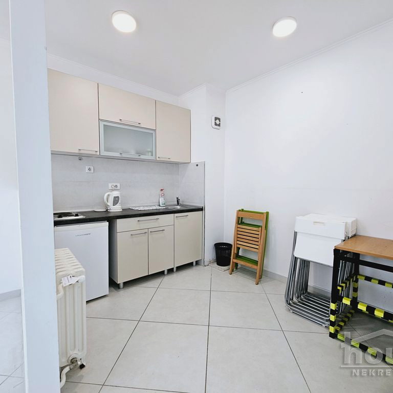 Stan Izdavanje Novi Sad  64 m2