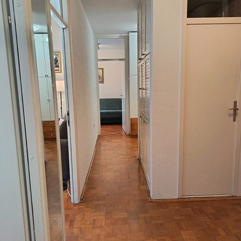 Stan Izdavanje Novi Sad  83 m2