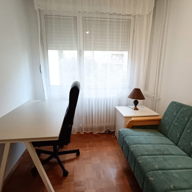 Stan Izdavanje Novi Sad  83 m2