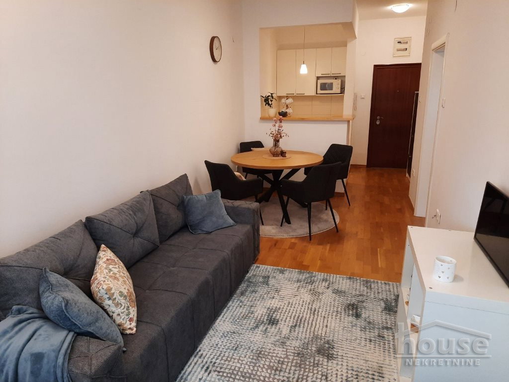 Stan Izdavanje Novi Sad  41 m2