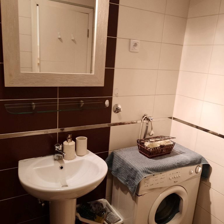Stan Izdavanje Novi Sad  41 m2