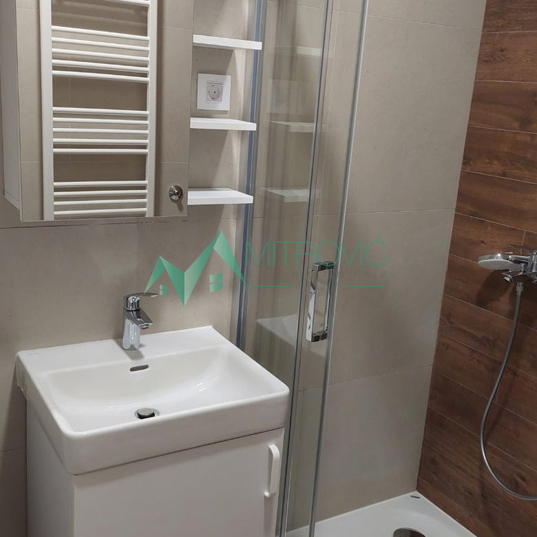 Jednoiposoban stan na prodaju, Liman 4, Novi Sad, 41m², 400 €