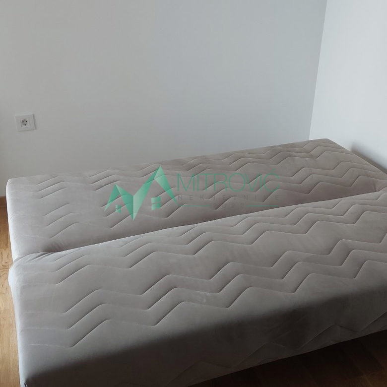 Jednoiposoban stan na prodaju, Liman 4, Novi Sad, 41m², 400 €