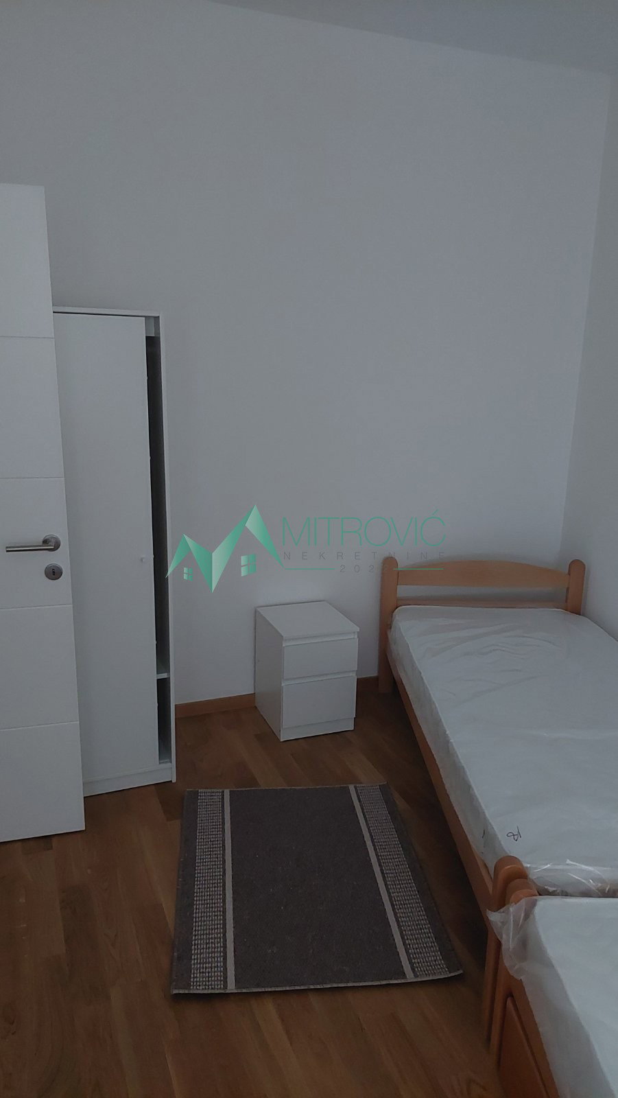 izdavanje-liman-4-9101447-mi8k1 Jednoiposoban stan na prodaju, Liman 4, Novi Sad, 41m², 400 €