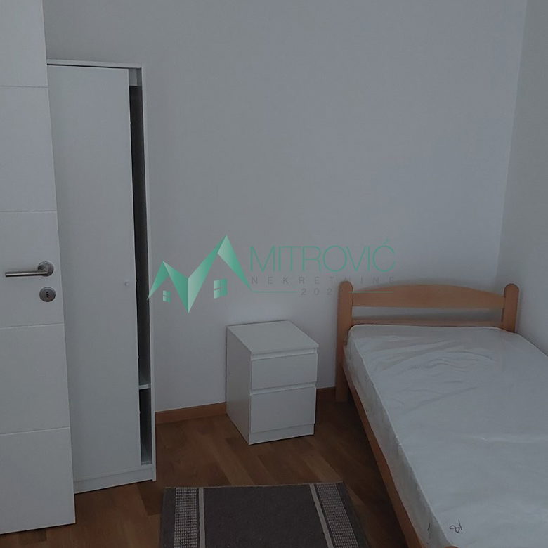 Jednoiposoban stan na prodaju, Liman 4, Novi Sad, 41m², 400 €