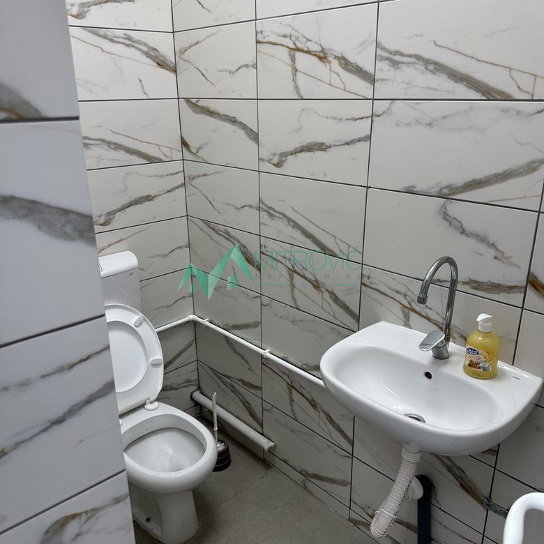Lokal na prodaju, Sremska Kamenica, Novi Sad, 701m², 4.000 €