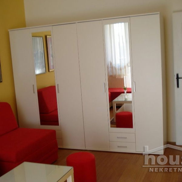 Stan Izdavanje Novi Sad  28 m2